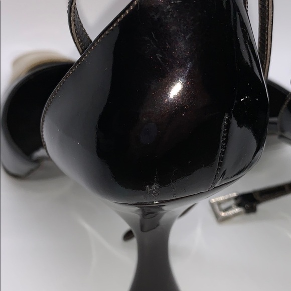 Prada made in Italy patent leather shoes size-37.5 - Picture 5 of 10